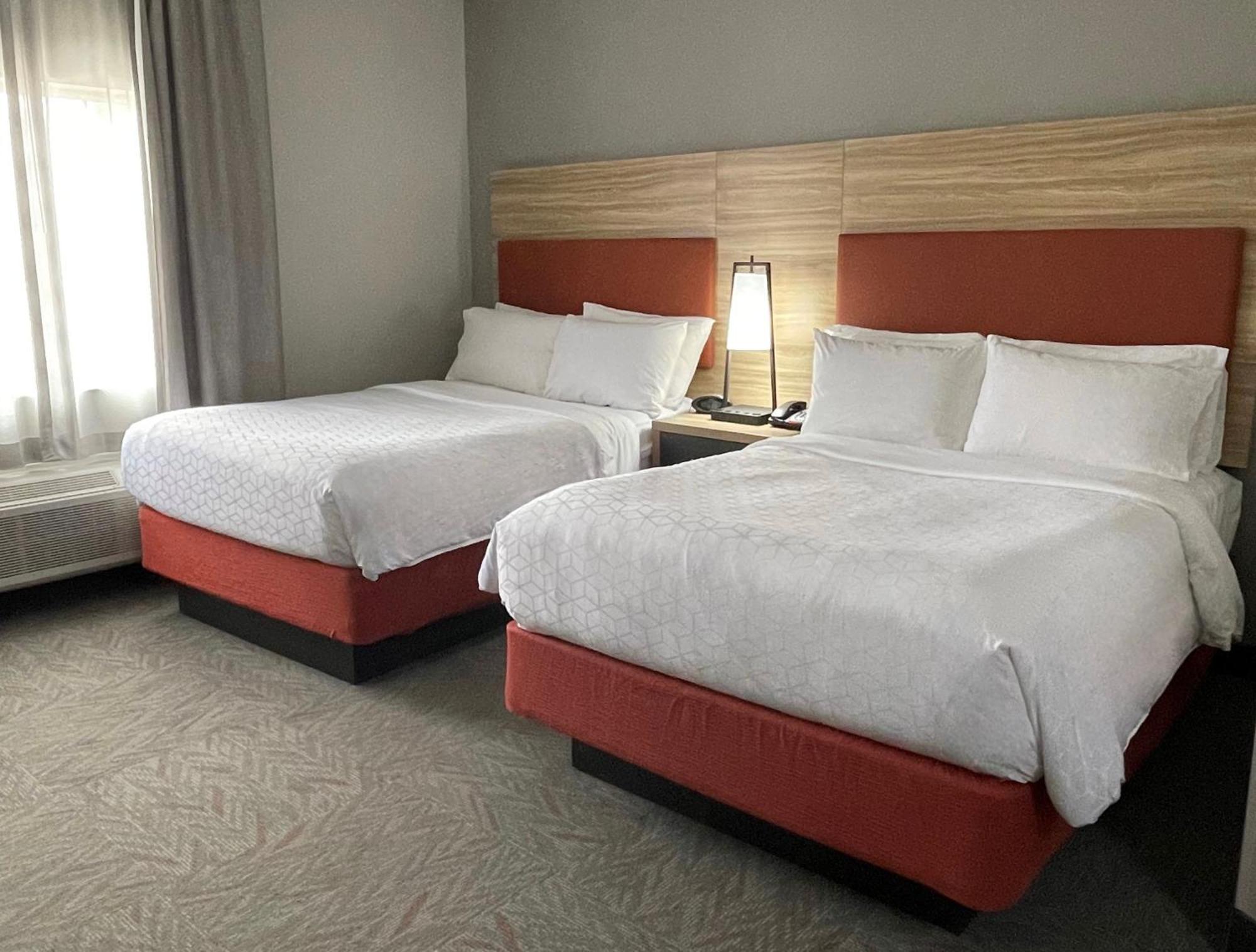 แคนเดิ้ลวูด สวีท ทัสคาลูซา Hotel ภายนอก รูปภาพ