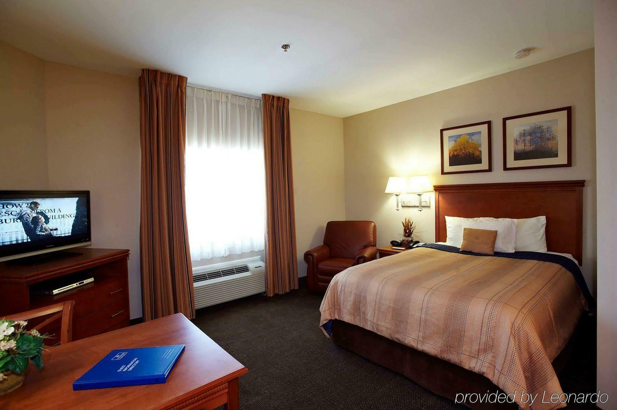 แคนเดิ้ลวูด สวีท ทัสคาลูซา Hotel ภายนอก รูปภาพ